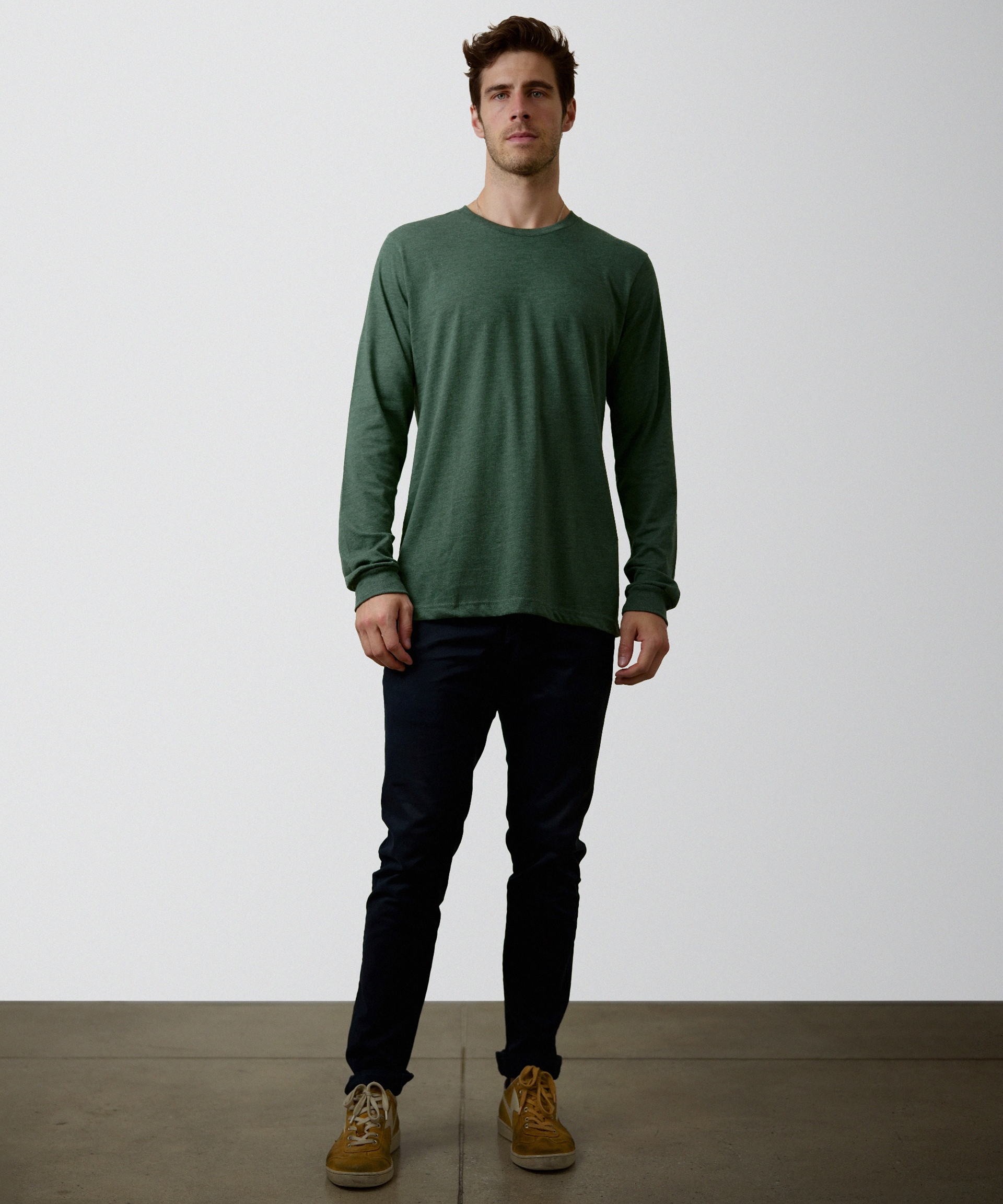 Essential Long Sleeve T-Shirt for Men (Heather Forest)